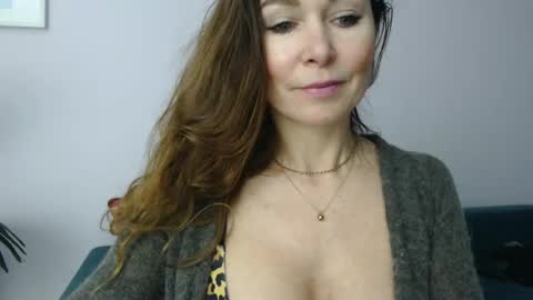 delilah_sweet online show from December 2024 04:05:01 PM