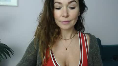 delilah_sweet online show from February 2025 04:08:01 PM