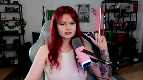 Snapshot of dellacrush_ chatting on June 2026 05:17:01 PM dellacrush_ online show from June 2026 05:17:01 PM
