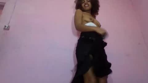 Snapshot of delphineee chatting on May 2026 10:21:02 AM delphine online show from May 2026 10:21:02 AM