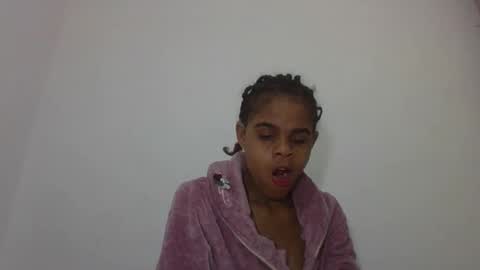 Snapshot of delphineee chatting on June 2026 03:41:01 AM delphine online show from June 2026 03:41:01 AM