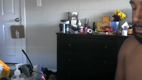 Snapshot of delta7012 chatting on February 2025 03:43:02 PM delta7012 online show from February 2025 03:43:02 PM