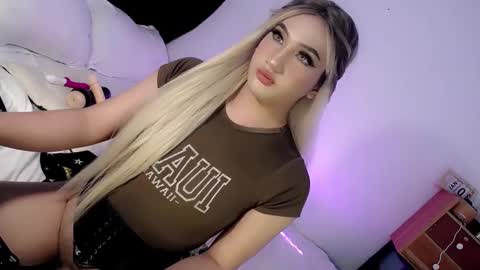 Chesca online show from January 2025 08:48:01 PM