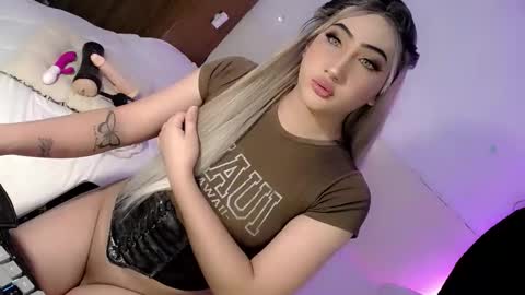 Chesca online show from December 2025 08:00:02 AM