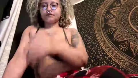 TankinBody online show from February 2025 01:10:01 AM