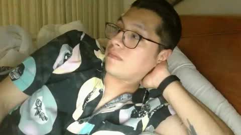 Hung Angel online show from November 2025 04:11:01 AM