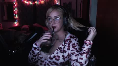 Demoness Mina online show from January 2026 04:17:01 AM