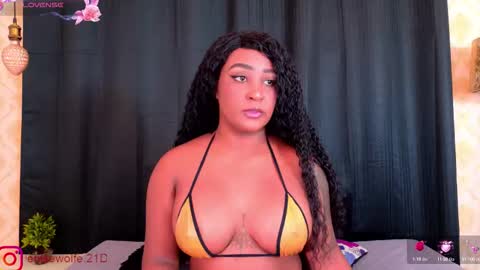 Denisse online show from October 2025 11:51:02 AM