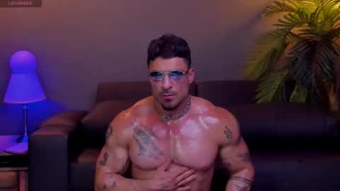 dennis_cox_ online show from November 2025 05:51:02 AM