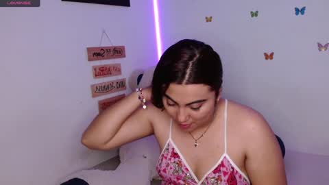 Snapshot of dennis_love_ chatting on December 2024 04:34:02 AM rosse online show from December 2024 04:34:02 AM