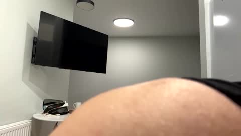 Denni online show from January 2026 07:12:01 PM