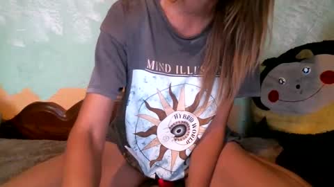 DennisXCarol online show from October 2025 05:40:01 AM