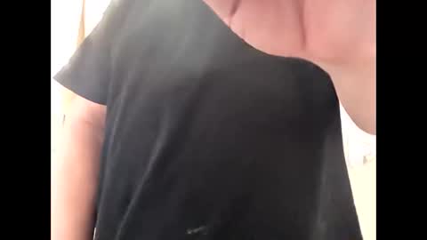 Snapshot of denverdljo chatting on February 2026 08:38:02 PM Denverdljo online show from February 2026 08:38:02 PM