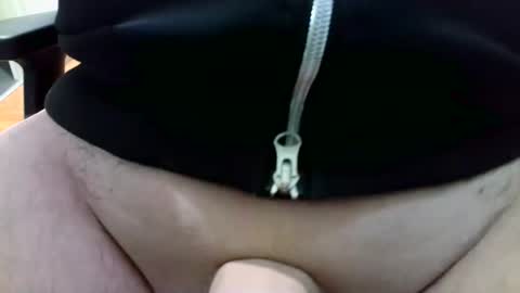 Snapshot of denzel73 chatting on January 2025 07:52:02 AM denzel73 online show from January 2025 07:52:02 AM