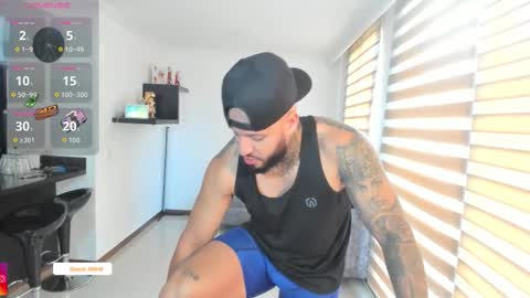 Snapshot of dereckgreen chatting on February 2026 08:24:02 PM dereckgreen online show from February 2026 08:24:02 PM