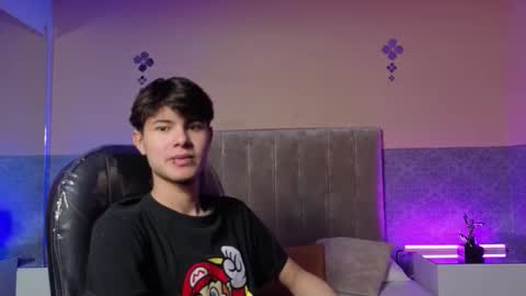 derek_sinn online show from February 2026 08:09:01 PM