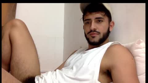 Snapshot of derek_smiith chatting on February 2025 06:54:02 PM Derek smiith online show from February 2025 06:54:02 PM