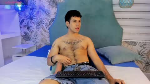 Snapshot of derek_voss chatting on May 2026 08:38:02 PM derek_voss online show from May 2026 08:38:02 PM