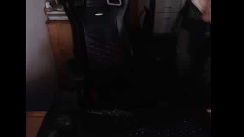 Snapshot of dermattes chatting on January 2025 04:24:01 PM dermattes online show from January 2025 04:24:01 PM