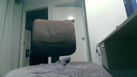 Snapshot of derrickdailly chatting on April 2026 05:47:02 AM Derrick Daily online show from April 2026 05:47:02 AM