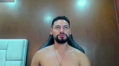 DerryBigger CM online show from September 2025 08:57:01 PM