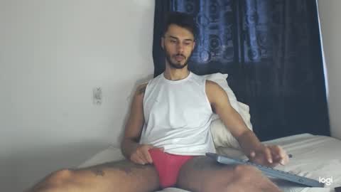 Snapshot of derrymaster chatting on January 2025 04:08:02 PM JhimyMaster online show from January 2025 04:08:02 PM