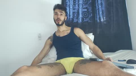 Snapshot of derrymaster chatting on January 2025 03:26:01 PM JhimyMaster online show from January 2025 03:26:01 PM