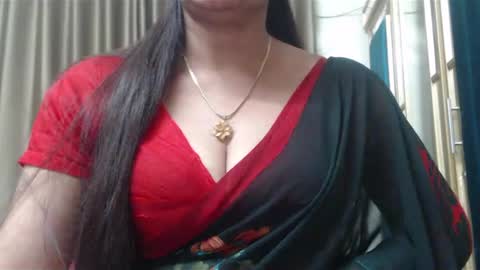 Maisa online show from December 2024 06:41:02 PM