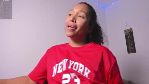 Snapshot of desty_y chatting on October 2025 03:07:02 AM desty_y online show from October 2025 03:07:02 AM