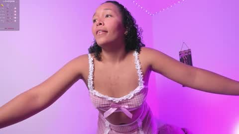 Snapshot of desty_y chatting on October 2025 02:01:02 AM desty_y online show from October 2025 02:01:02 AM