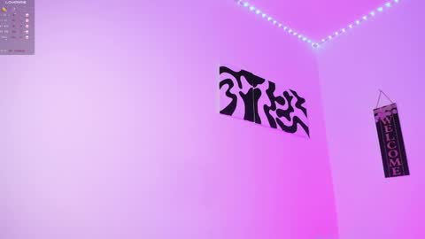 Snapshot of desty_y chatting on October 2025 09:04:02 PM desty_y online show from October 2025 09:04:02 PM