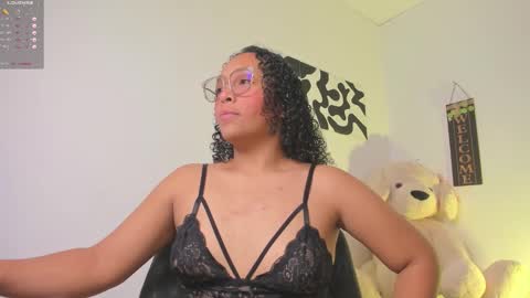 desty_y online show from January 2026 04:27:02 AM