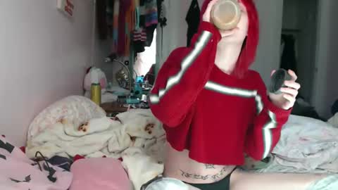 Snapshot of devilg1rl chatting on April 2026 08:57:02 PM poutyangel online show from April 2026 08:57:02 PM