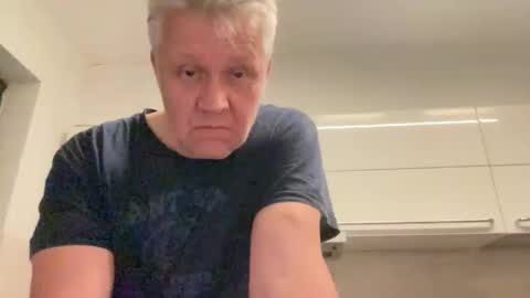 Snapshot of devon_nite chatting on October 2025 11:16:01 PM Devon online show from October 2025 11:16:01 PM