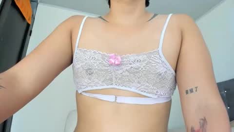 thumb up me please its important online show from February 2026 09:28:02 AM