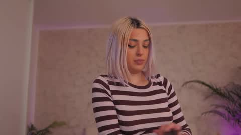 Thea online show from February 2026 05:12:02 PM