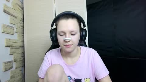 Snapshot of diana_back3 chatting on November 2025 01:51:01 PM diana_back3 online show from November 2025 01:51:01 PM