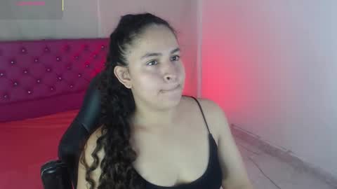 Snapshot of diana_muscle chatting on February 2026 02:21:02 AM diana online show from February 2026 02:21:02 AM