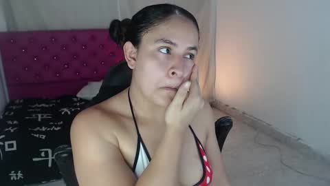 Snapshot of diana_muscle chatting on February 2026 01:34:01 AM diana online show from February 2026 01:34:01 AM