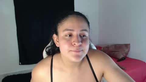 Snapshot of diana_muscle chatting on June 2026 01:12:02 AM diana online show from June 2026 01:12:02 AM