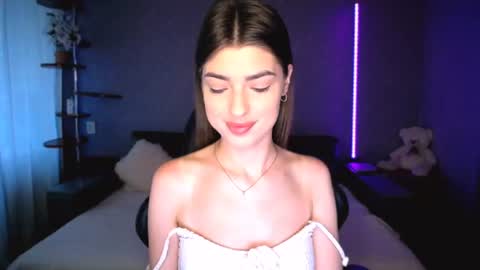 Snapshot of dianaa_lee chatting on July 2026 12:42:02 PM DIANA online show from July 2026 12:42:02 PM