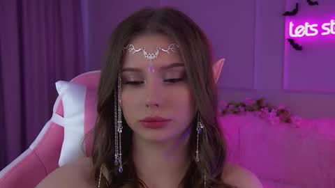 Diana online show from October 2025 06:48:01 AM