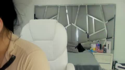 dianarous online show from January 2025 03:13:01 AM