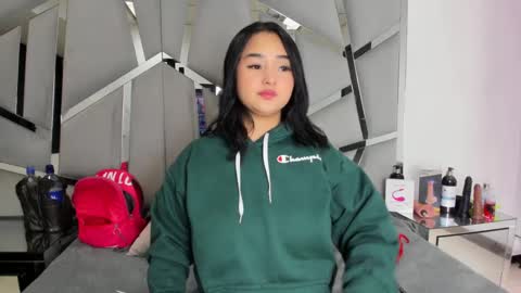 dianarous online show from October 2025 03:04:02 AM