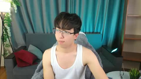 Snapshot of dianinav chatting on February 2026 08:10:02 AM Adam online show from February 2026 08:10:02 AM