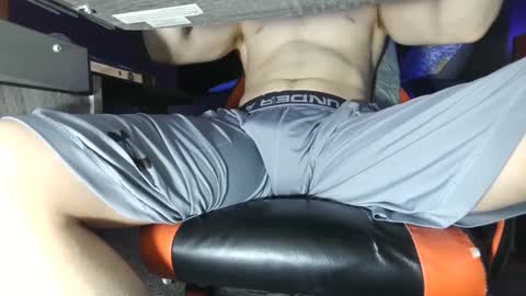 Snapshot of dick_and_muscle chatting on February 2025 08:32:02 AM Dick And Muscle online show from February 2025 08:32:02 AM