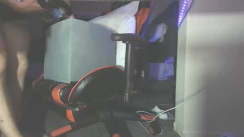 Snapshot of dick_and_muscle chatting on October 2025 10:16:01 PM Dick And Muscle online show from October 2025 10:16:01 PM