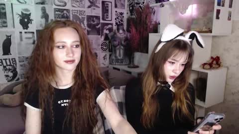 Hi im Alice 3 Im usualy online 03-10 or 17-21 UTC0 online show from November 2025 09:57:02 PM