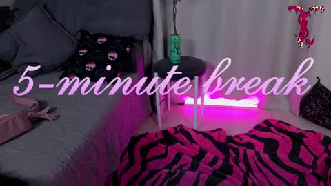Snapshot of digitalhoe chatting on June 2026 08:43:01 PM digitalhoe online show from June 2026 08:43:01 PM