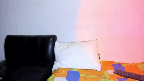 Snapshot of diiego_xxx chatting on May 2026 10:27:01 PM diiego_xxx online show from May 2026 10:27:01 PM